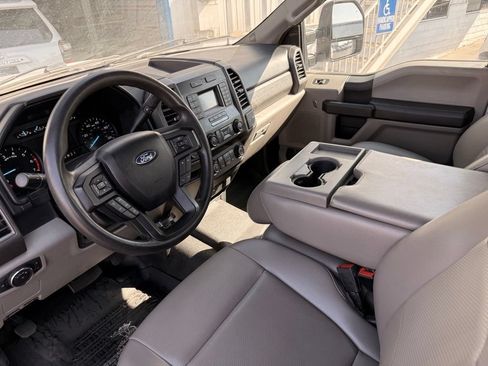 Used 2020 Ford F250 XL w/ Power Equipment Group AWD/4WD image 2