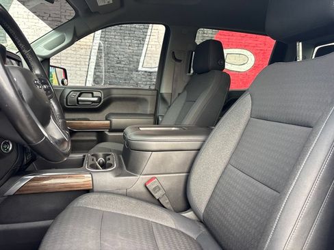 Used 2019 Chevrolet Silverado 1500 LT Trail Boss AWD/4WD image 14