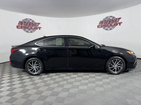 Used 2016 Lexus ES 350 ES 350 Sedan 4D w/ Luxury Package w/Wood Trim image 8