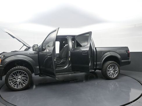 Used 2018 Ford F150 XLT w/ Equipment Group 302A Luxury AWD/4WD image 40
