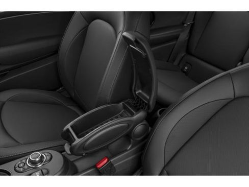 Used 2024 MINI Cooper 2-Door Hardtop image 14