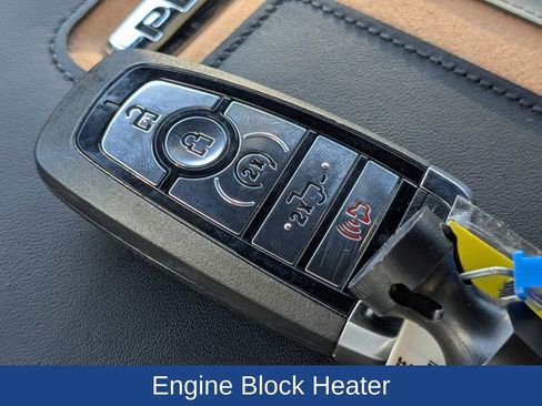 Certified 2024 Ford F450 Platinum w/ FX4 Off-Road Package image 33