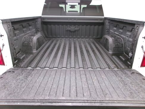 Used 2023 Chevrolet Silverado 1500 RST w/ Redline Edition AWD/4WD image 11