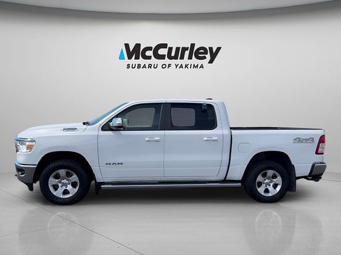 Used 2022 RAM 1500 Big Horn AWD/4WD image 3