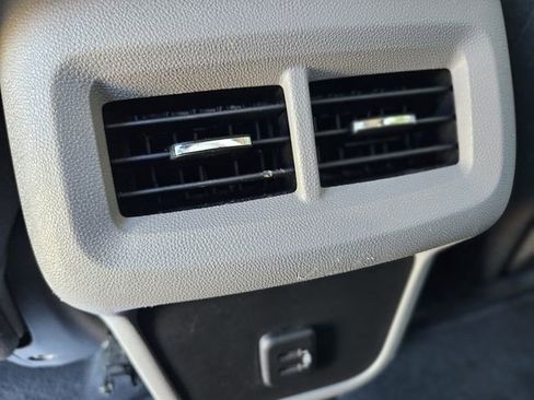 Used 2019 GMC Terrain SLE w/ Driver Convenience Package image 27