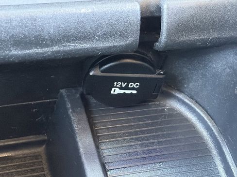 Used 2016 RAM 1500 Sport image 31