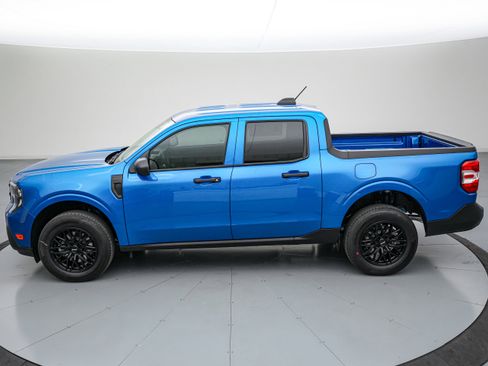 New 2026 Ford Maverick XL image 8