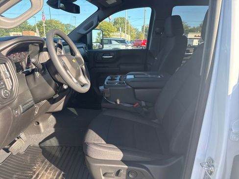 New 2026 Chevrolet Silverado 2500 Custom w/ Custom Value Package image 10