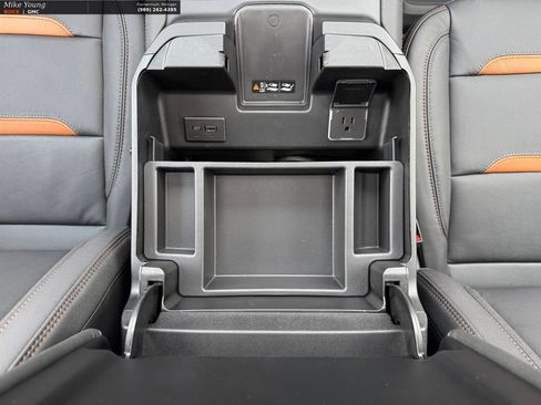 New 2026 GMC Sierra 2500 AT4 w/ AT4 Premium Plus Package AWD/4WD image 20