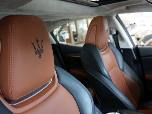 Used 2019 Maserati Ghibli S GranLusso AWD/4WD image 54