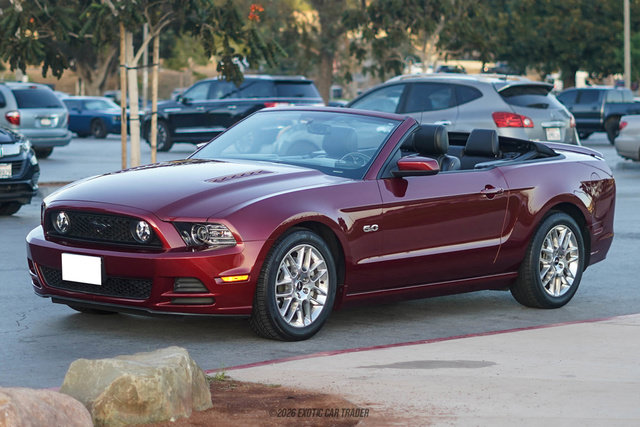 Used 2014 Ford Mustang GT Premium w/ Electronics Package RWD image 13