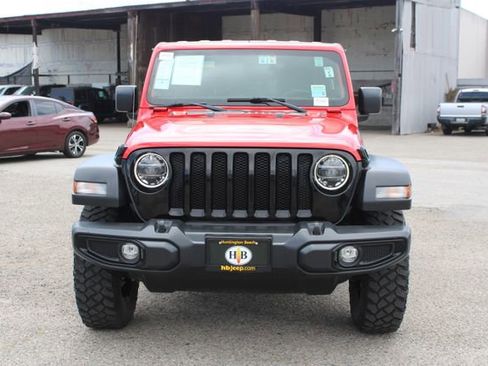 Used 2022 Jeep Wrangler Unlimited Sport AWD/4WD image 2