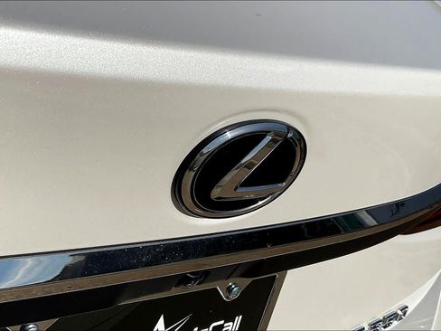 Used 2023 Lexus ES 350 w/ Premium Package FWD image 31
