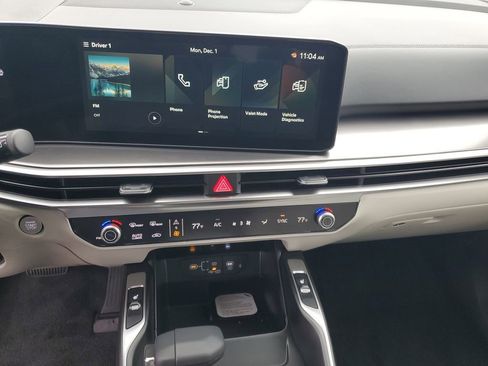 New 2026 Kia Sorento S w/ S Panoramic Sunroof Package image 15