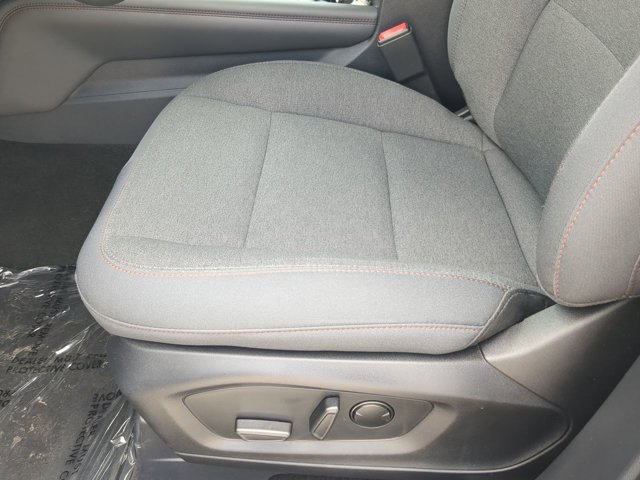 Used 2025 Ford Explorer Active RWD image 18