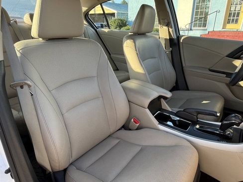 Used 2015 Honda Accord EX-L image 27