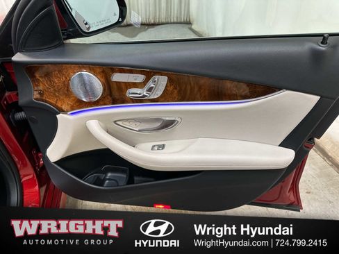 Used 2019 Mercedes-Benz E 300 4MATIC image 17