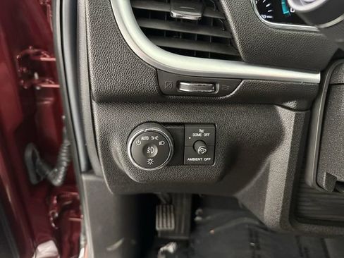 Used 2016 Chevrolet Traverse LT w/ Traveler's Package image 15