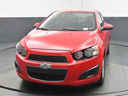 Used 2016 Chevrolet Sonic LT image 1