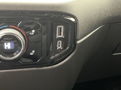 Certified 2022 Chevrolet Silverado 1500 RST w/ Z71 Off-Road Package image 25