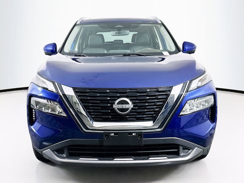 Used 2023 Nissan Rogue SL w/ SL Premium Package image 2