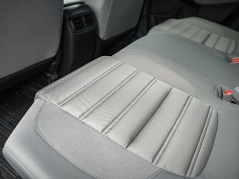 Used 2019 Honda CR-V LX image 27