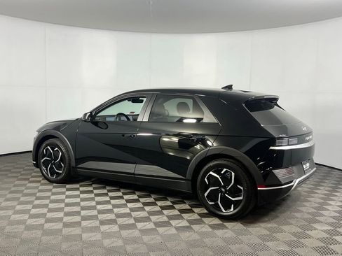 Used 2024 Hyundai Ioniq 5 SEL image 7