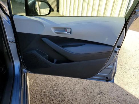 Used 2020 Toyota Corolla LE image 22