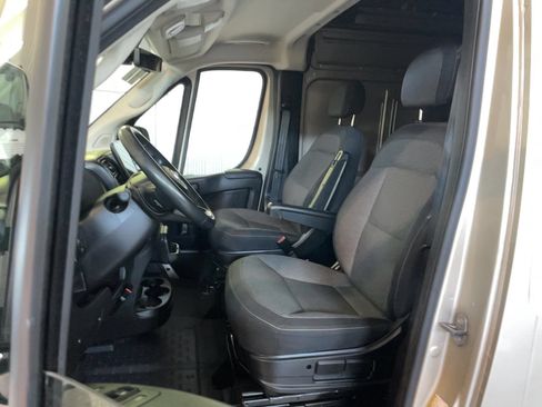 Used 2024 RAM ProMaster 3500 w/ Premium Convenience Group FWD image 20