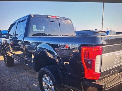 Used 2017 Ford F250 Platinum w/ Snow Plow Prep Package image 6