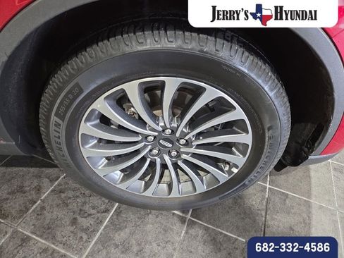 Used 2020 Lincoln Aviator Reserve w/ Elements Package Plus RWD image 4