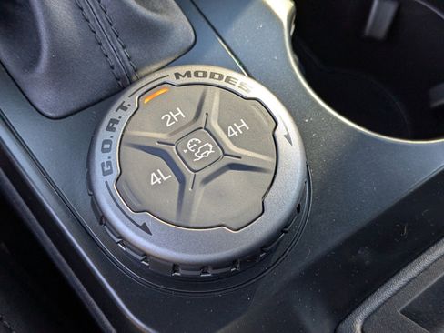 New 2025 Ford Bronco 4-Door image 25