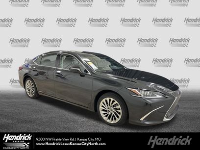 Used 2021 Lexus ES 300h w/ Accessory Package