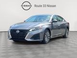 Used 2024 Nissan Altima 2.5 SV image 2
