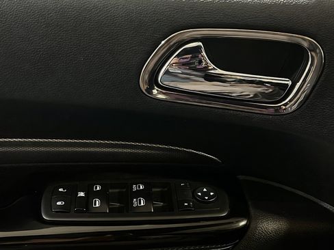 Used 2018 Dodge Durango GT w/ Blacktop Package RWD image 13