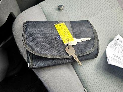 Used 2011 Ford E-350 and Econoline 350 XLT image 20