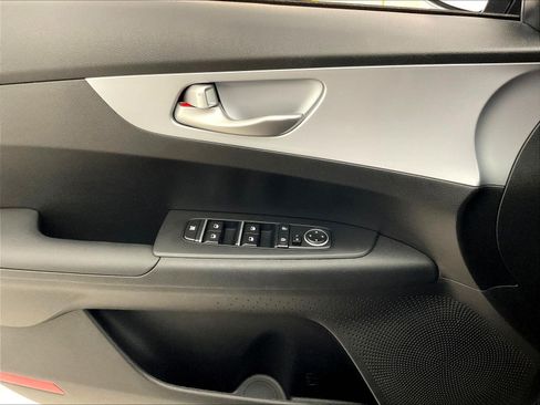 Used 2024 Kia Forte LX FWD image 38