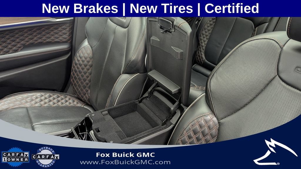 Used 2022 Jeep Grand Cherokee Summit AWD/4WD image 23
