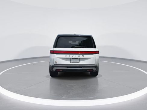 Used 2024 Rivian R1S Adventure AWD/4WD image 7