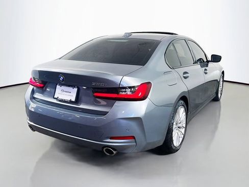 Used 2023 BMW 330i Sedan w/ Convenience Package image 8