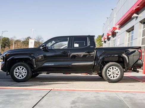 New 2026 Toyota Tacoma SR5 image 4