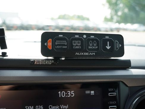 Used 2023 Toyota Tacoma TRD Pro AWD/4WD image 28