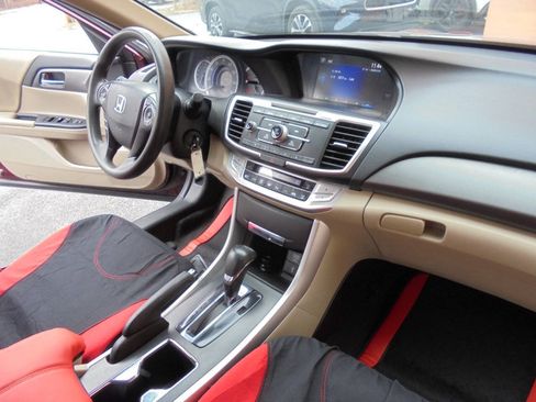 Used 2015 Honda Accord LX image 15