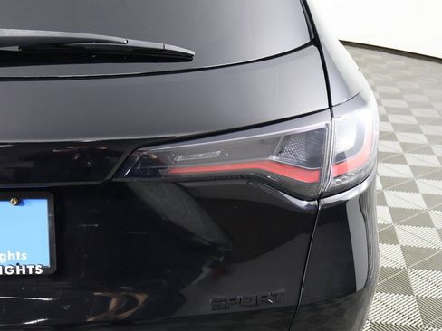 Used 2023 Honda HR-V Sport image 15