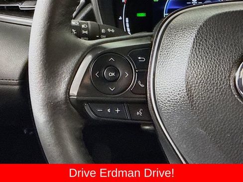 Used 2024 Toyota Corolla Cross AWD Hybrid w/ Convenience Package image 13