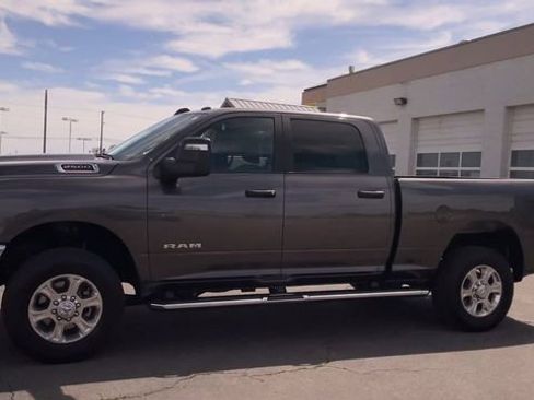 Used 2025 RAM 2500 Big Horn AWD/4WD image 6