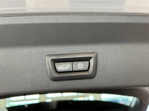 Used 2022 BMW X3 M40i AWD/4WD image 32
