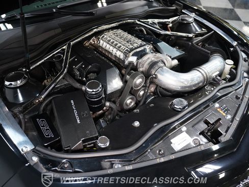 Used 2010 Chevrolet Camaro SS w/ LPO, Ground Effects Package image 34