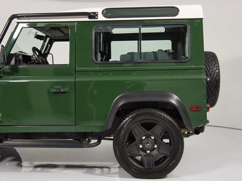 Used 1997 Land Rover Defender 90 AWD/4WD image 7