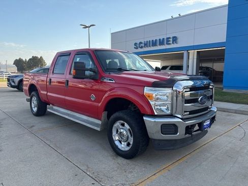 Used 2015 Ford F250 XLT image 2